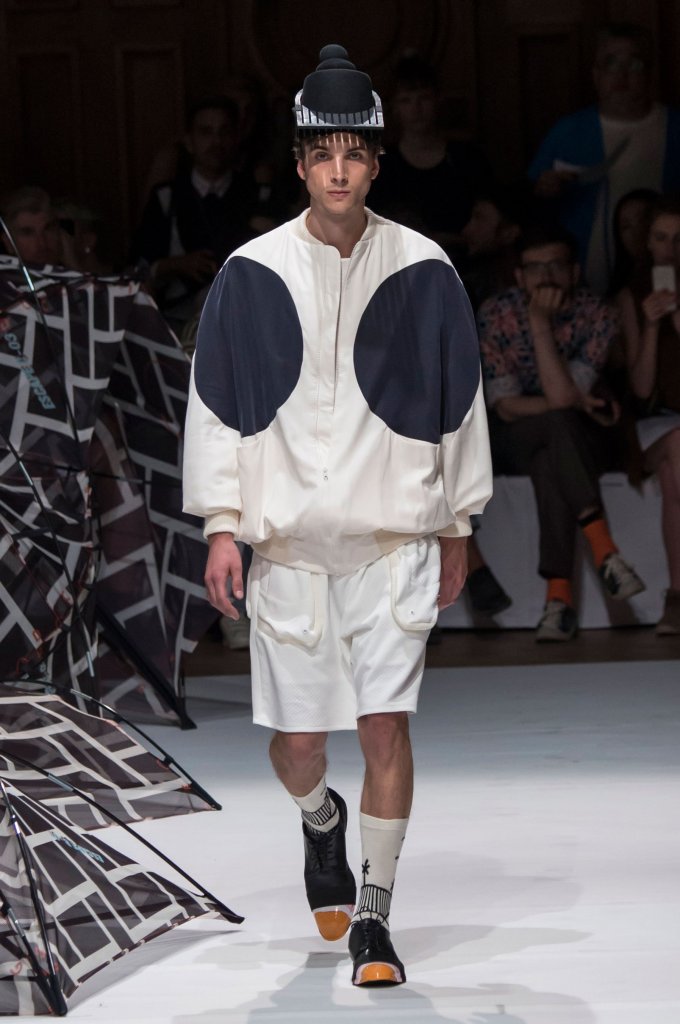 亨利克·维斯科夫 Henrik Vibskov 2016春夏系列男装发布秀 - Paris Spring 2016 Menswear