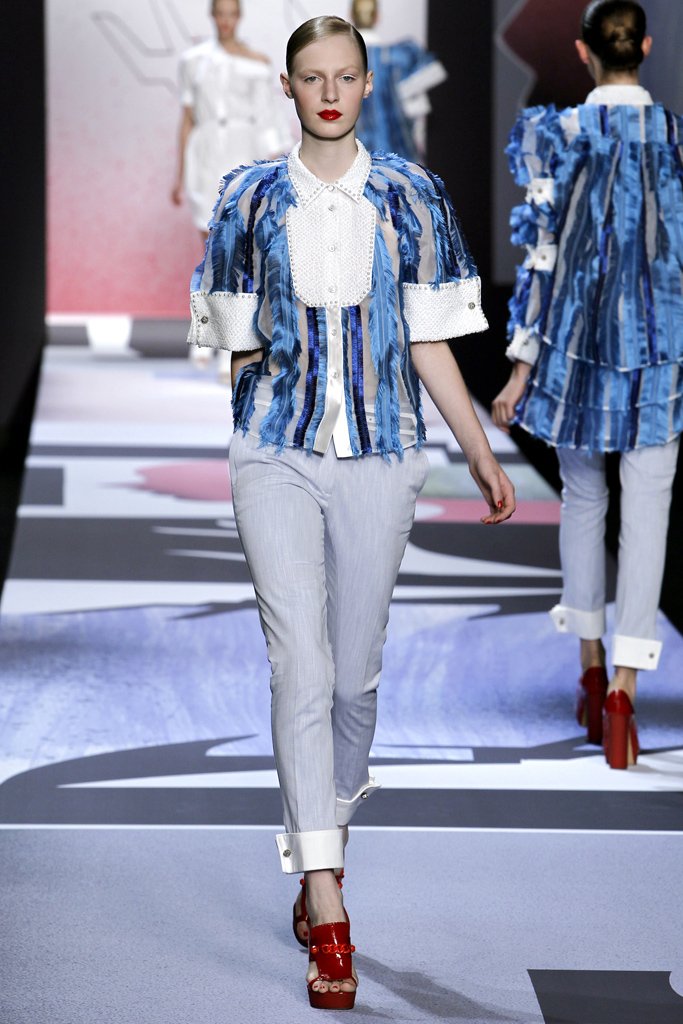  维果罗夫   Viktor & Rolf    2011春夏高级成衣系列时装发布秀 — Paris  Spring 2011