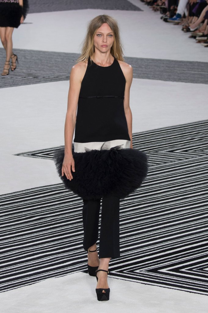 詹巴迪斯塔·瓦利 Giambattista Valli 2015/16秋冬高级定制发布秀－Couture Fall 2015