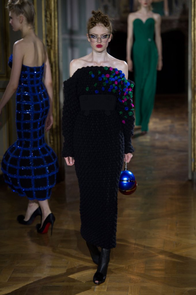 优丽亚娜·瑟吉安科 Ulyana Sergeenko 2015/16秋冬高级定制发布秀－Couture Fall 2015