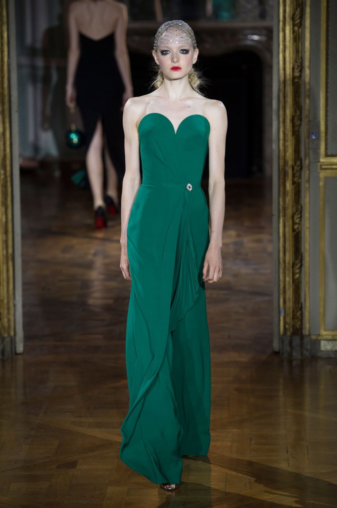 优丽亚娜·瑟吉安科 Ulyana Sergeenko 2015/16秋冬高级定制发布秀－Couture Fall 2015