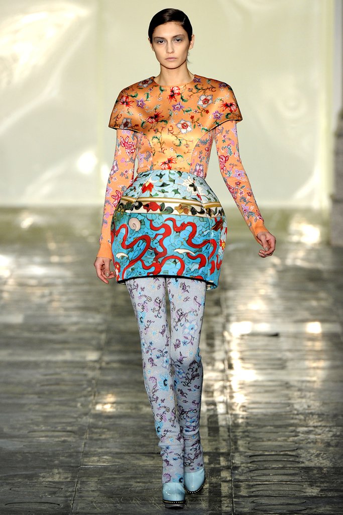 玛丽·卡特兰佐  Mary Katrantzou  2011秋冬高级成衣系列时装发布秀 — London Fall 2011