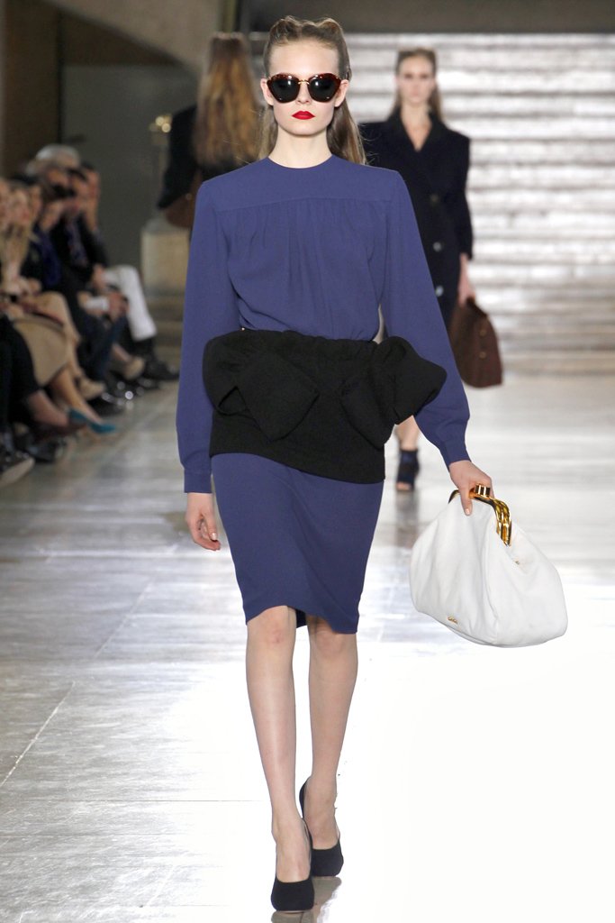 二战时期的优雅女性 - 1930年代forties - 天天时装-口袋里的时尚指南