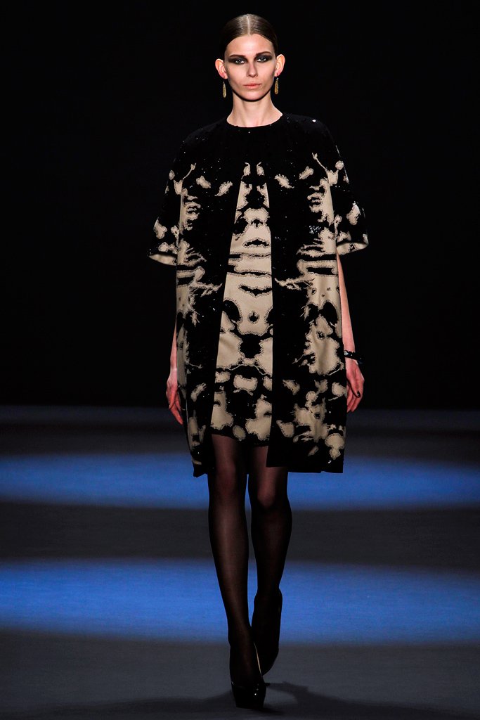 纳伊·姆汗  Naeem Khan    2011秋冬高级成衣系列时装发布秀 — New York Fall 2011