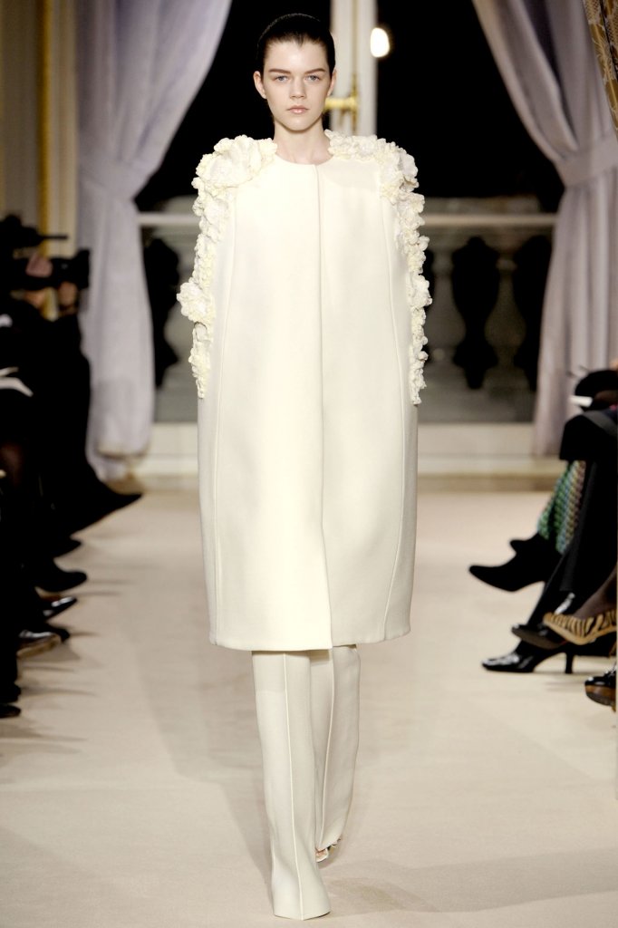 詹巴迪斯塔·瓦利 Giambattista Valli 2012春夏高级定制系列时装发布秀 - Couture Spring 2012