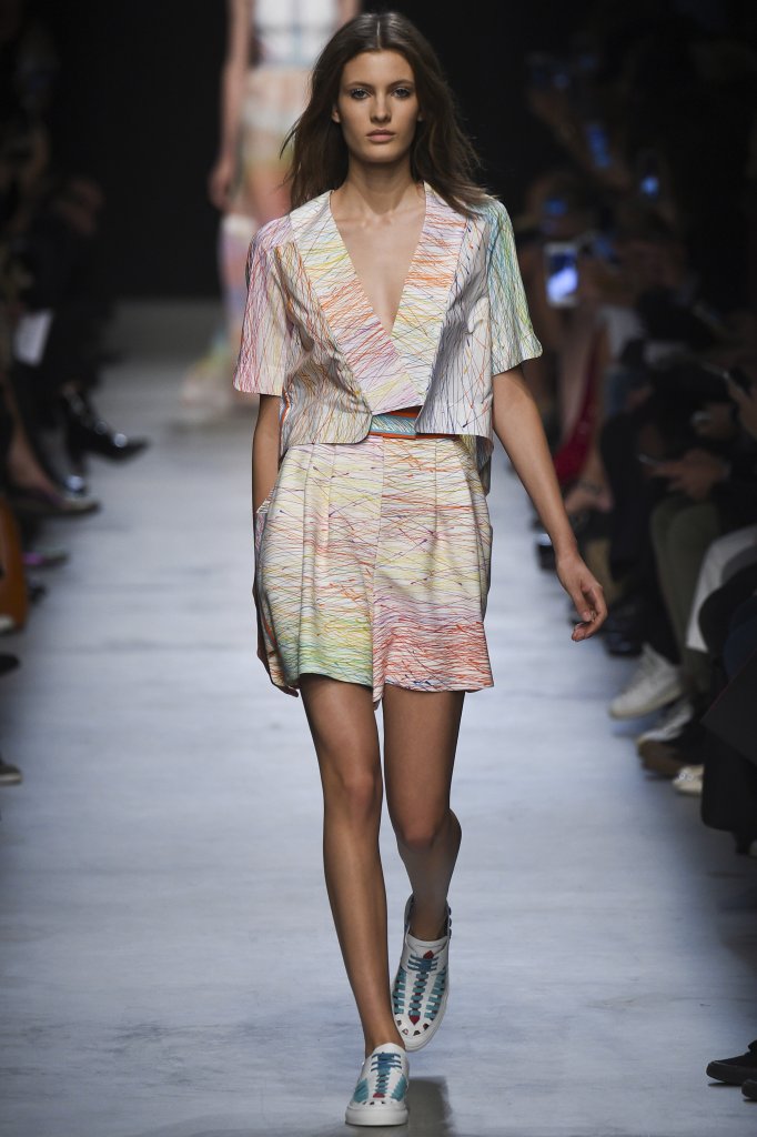 李奥纳德 Leonard 2016春夏系列时装发布秀 - Paris Spring 2016