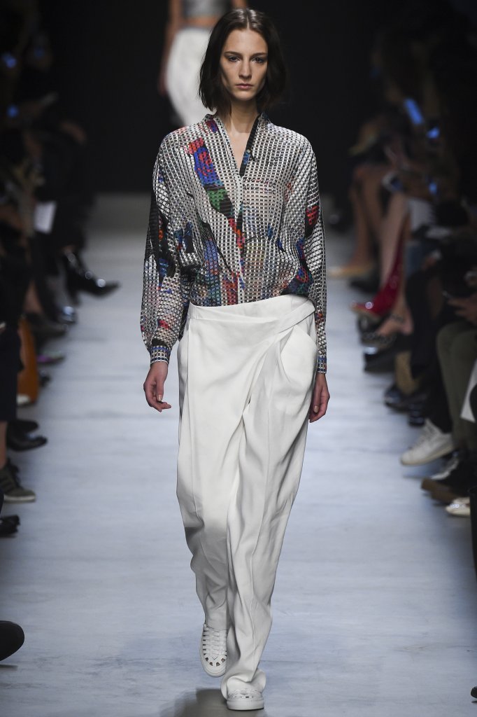 李奥纳德 Leonard 2016春夏系列时装发布秀 - Paris Spring 2016