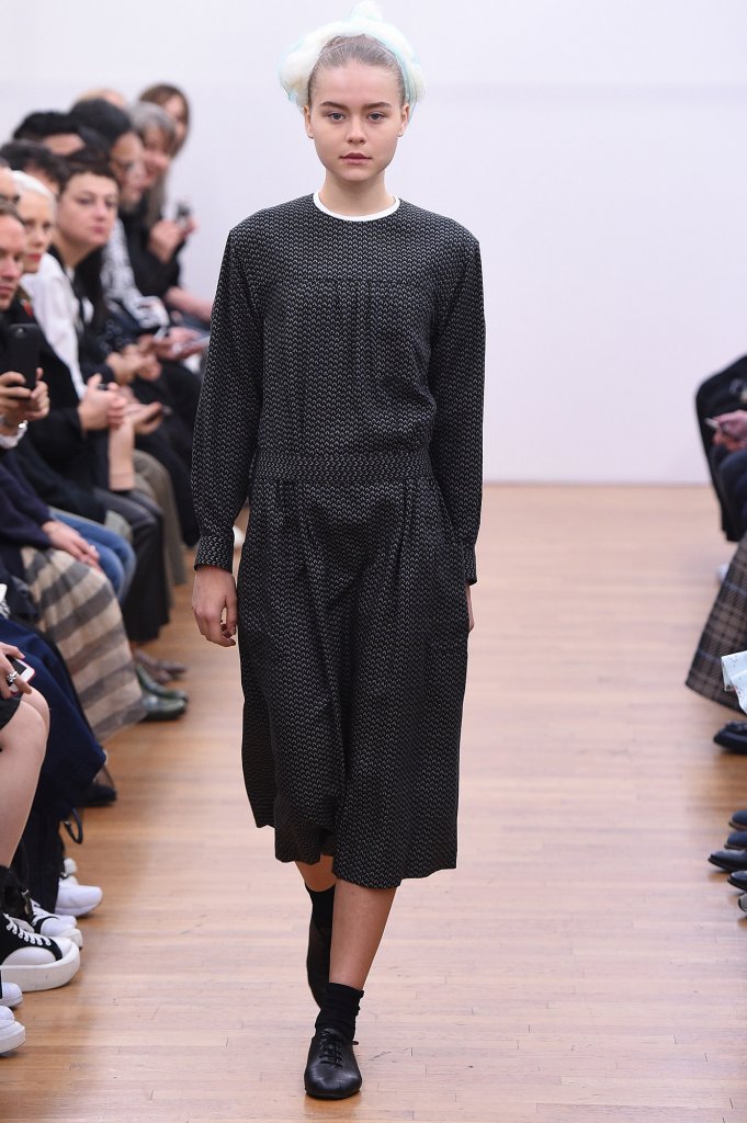 Comme des Garçons Comme des Garçons 2016春夏系列时装发布秀 - Paris Spring 2016