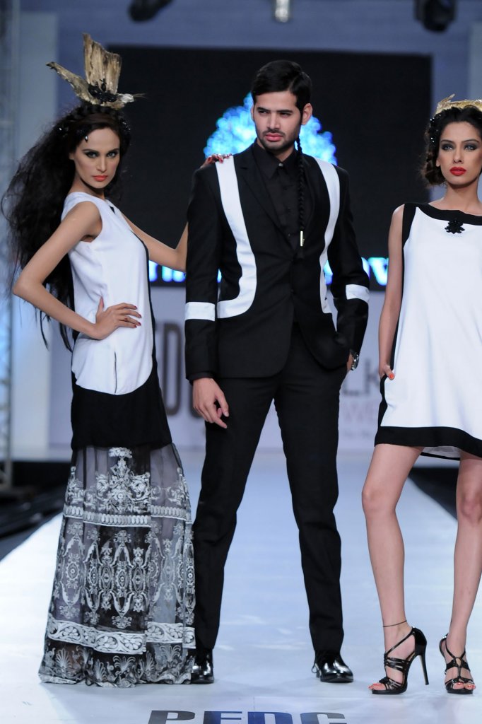 Fahad Hussayn 2012春夏高级成衣系列时装发布秀 — Lahore Spring 2012