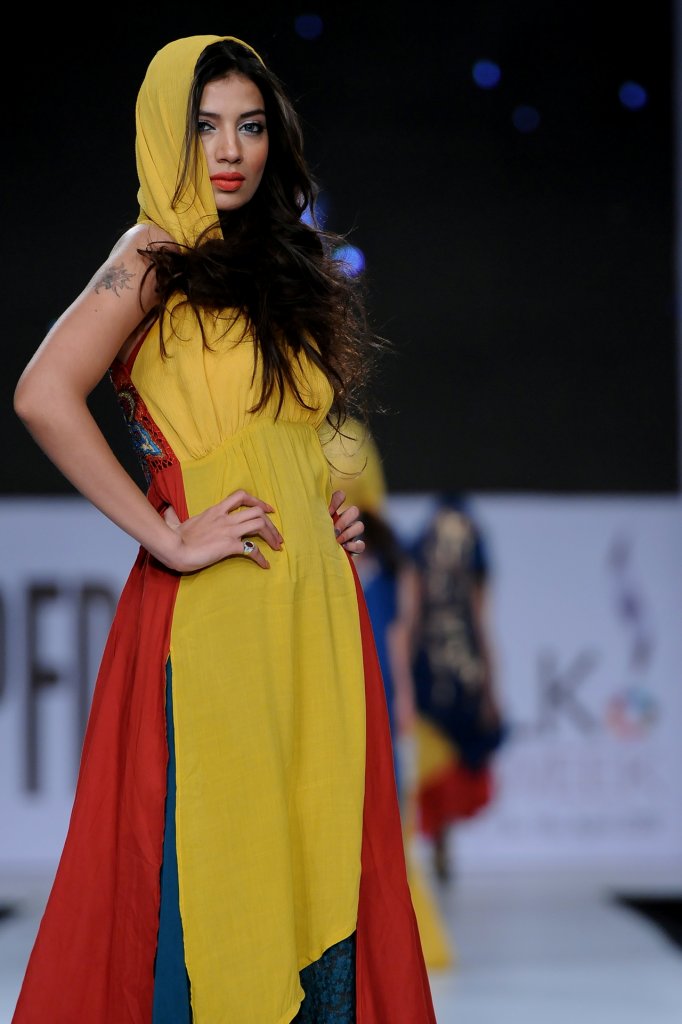 Fnk Asia 2012春夏高级成衣系列时装发布秀 — Lahore Spring 2012