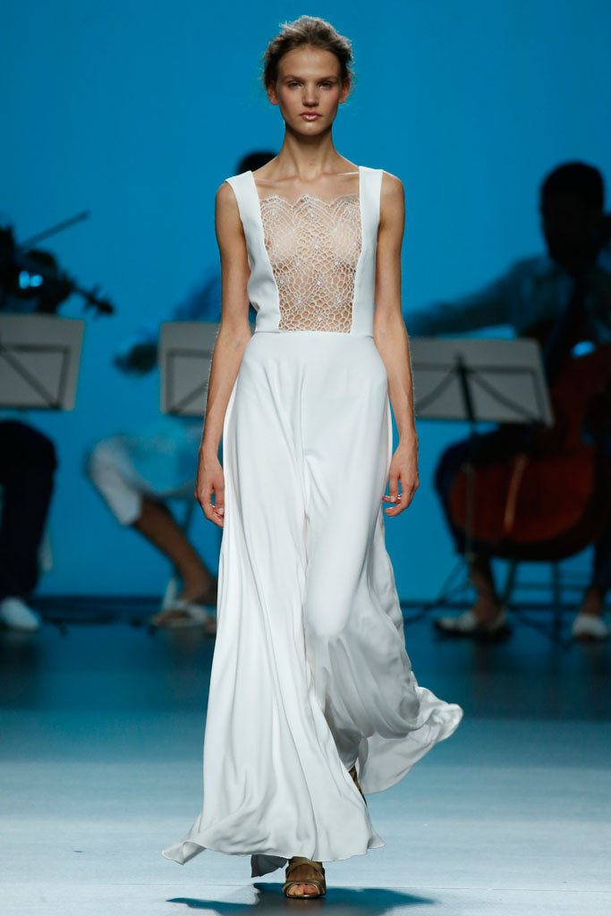Esther Noriega 2016春夏系列时装发布秀 - Madrid Spring 2016