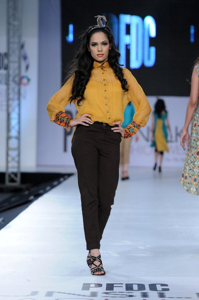 Zonia Anwaar 2012春夏高级成衣系列时装发布秀 — Lahore Spring 2012