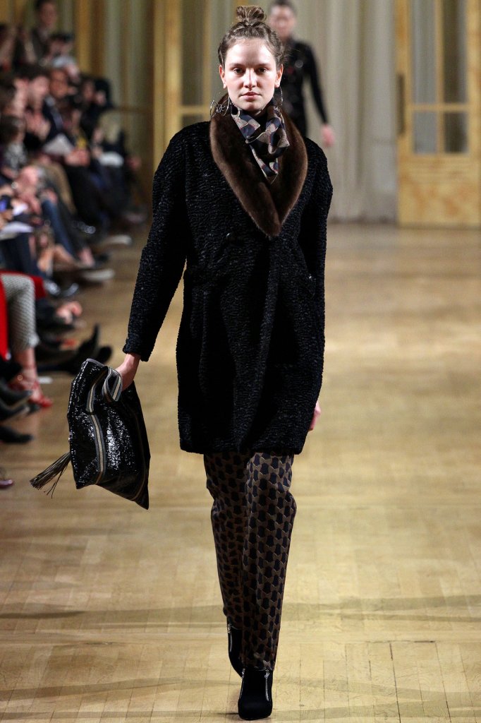 Alexis Mabille 2012/13秋冬系列时装发布秀 -Paris Fall 2012