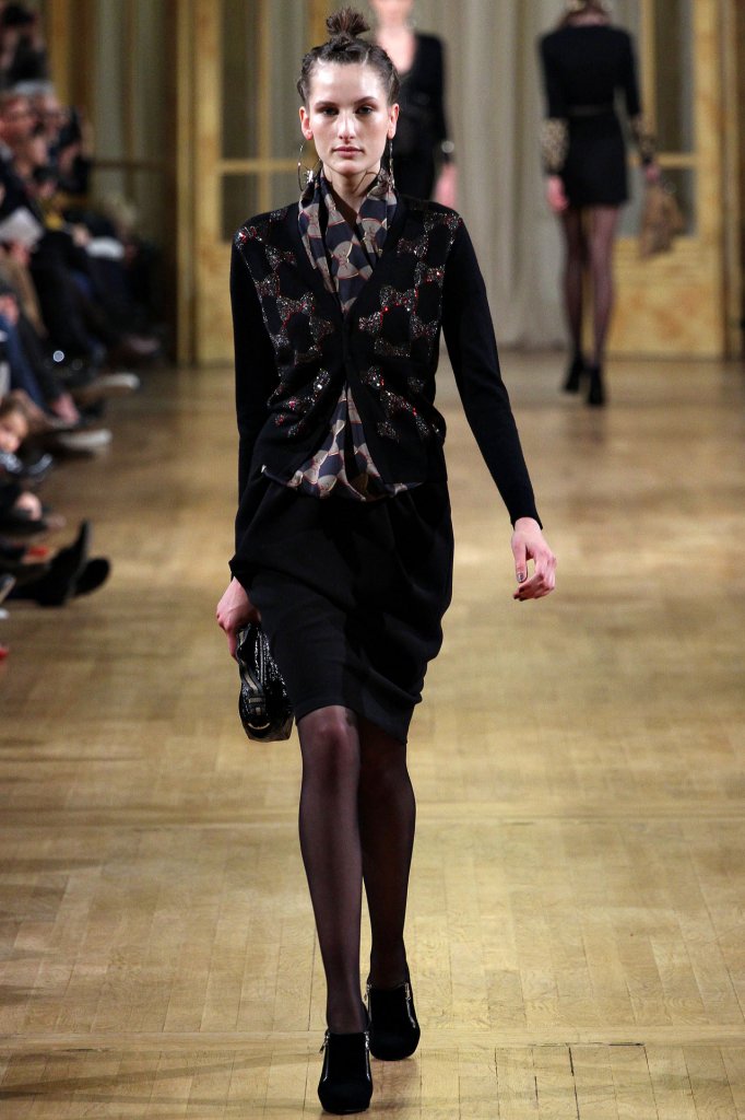 Alexis Mabille 2012/13秋冬系列时装发布秀 -Paris Fall 2012