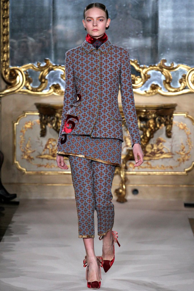 Aquilano.Rimondi 2012/13秋冬系列时装发布秀 - Milan Fall 2012