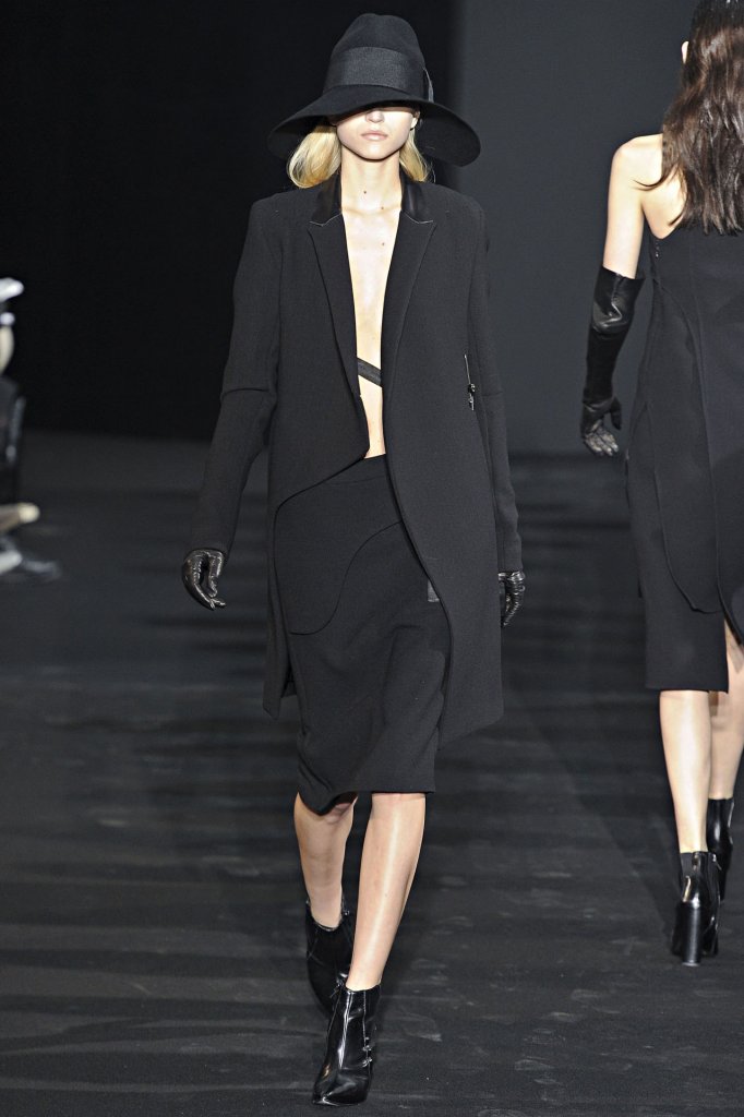 Costume National 2012/13秋冬系列时装发布秀 - Paris Fall 2012