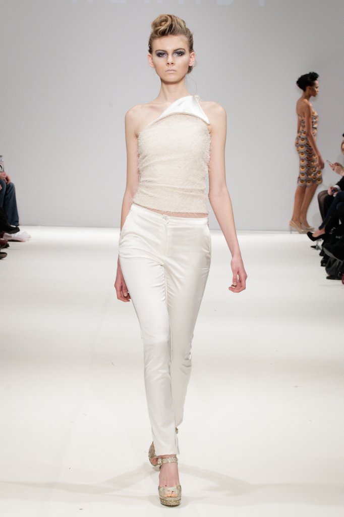 Nadine Merabi 2012/13秋冬系列时装发布秀 - London Fall 2012