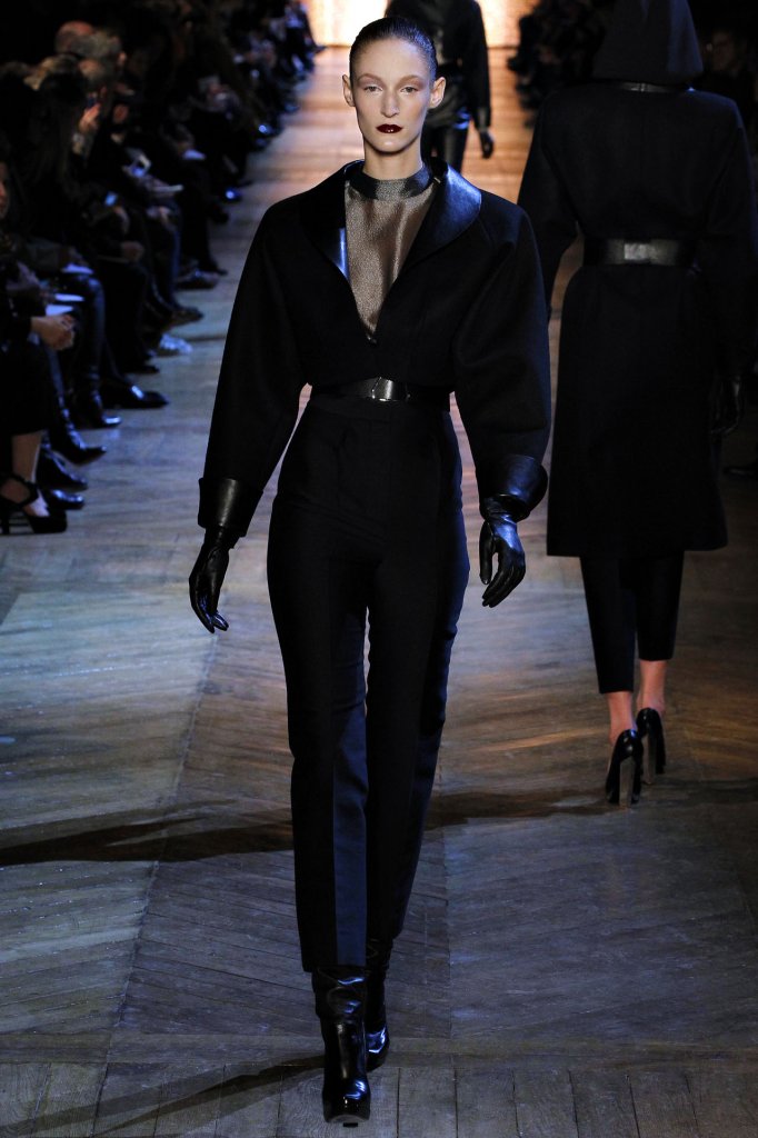 Yves Saint Laurent 2012/13秋冬系列时装发布秀 - Paris Fall 2012