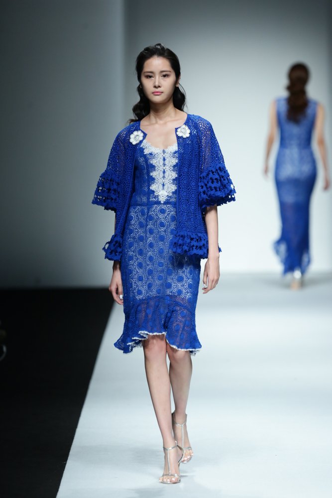 2016春夏 中国 上海 女装 裙套装 套装 服装 走秀