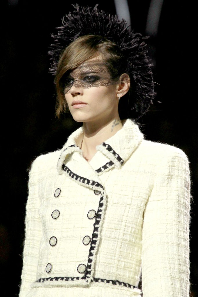 香奈儿 Chanel 2011/12秋冬高级定制发布秀(细节部分) - Couture Fall 2011