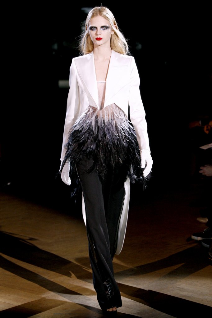 纪梵希 Givenchy 2010春夏高级定制发布秀 - Couture Spring 2010