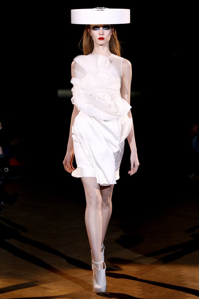 纪梵希 Givenchy 2010春夏高级定制发布秀 - Couture Spring 2010
