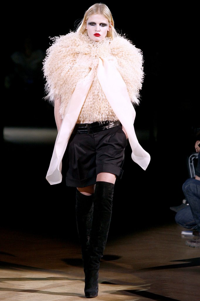 纪梵希 Givenchy 2010春夏高级定制发布秀 - Couture Spring 2010