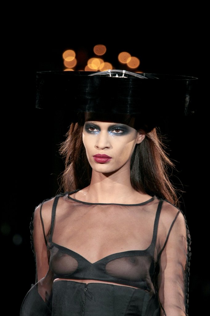 纪梵希 Givenchy 2010春夏高级定制发布秀(细节) - Couture Spring 2010