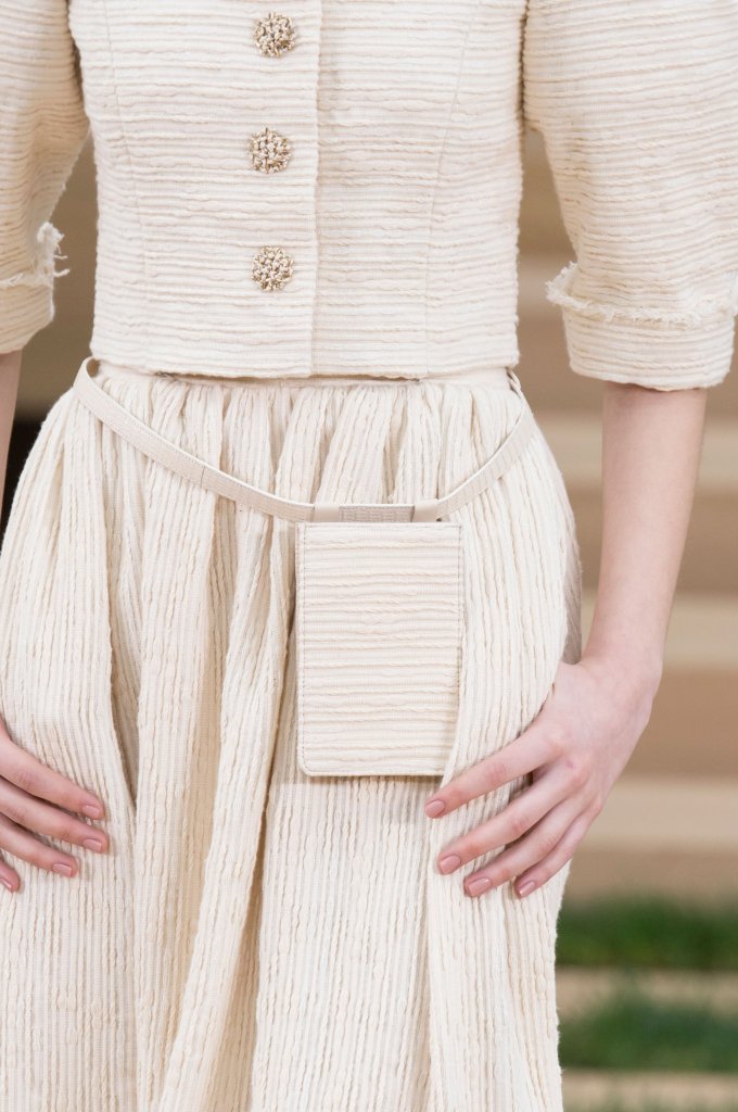 香奈儿服装价格一览表香奈儿短袖多少钱