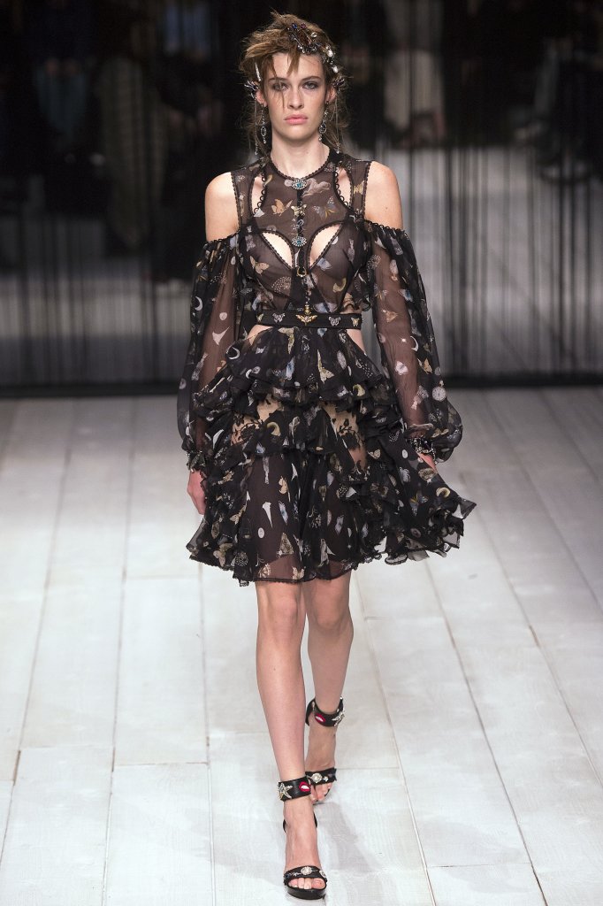 亚历山大·麦昆 Alexander McQueen 2016/17秋冬高级成衣发布秀 - London Fall 2016