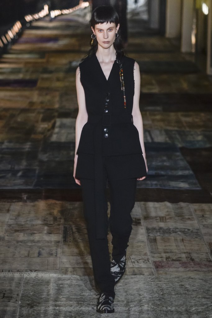 Damir Doma 2016/17秋冬高级成衣发布秀 - Milan Fall 2016