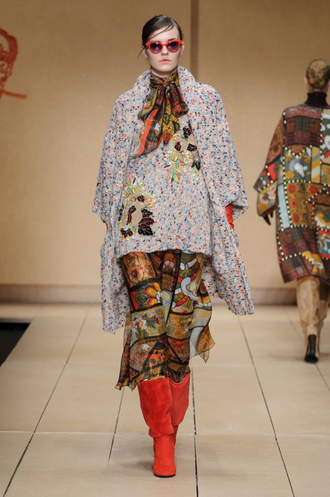 罗娜 Laura Biagiotti 2016/17秋冬高级成衣发布秀 - Milan Fall 2016