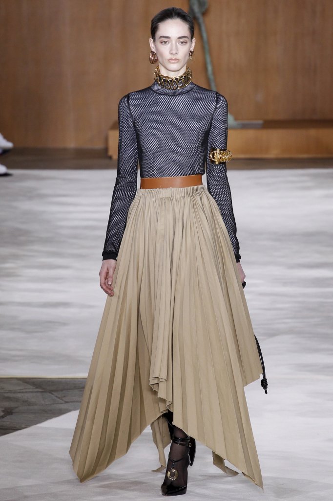罗意威 Loewe 2016/17秋冬高级成衣发布秀 - Paris Fall 2016