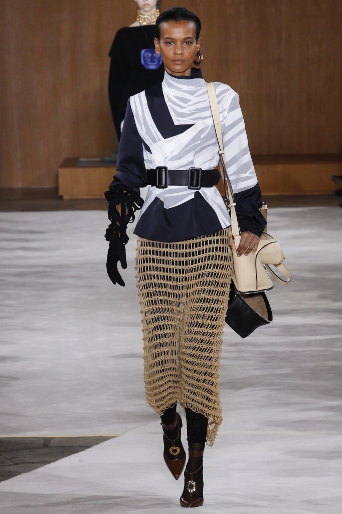 罗意威 Loewe 2016/17秋冬高级成衣发布秀 - Paris Fall 2016