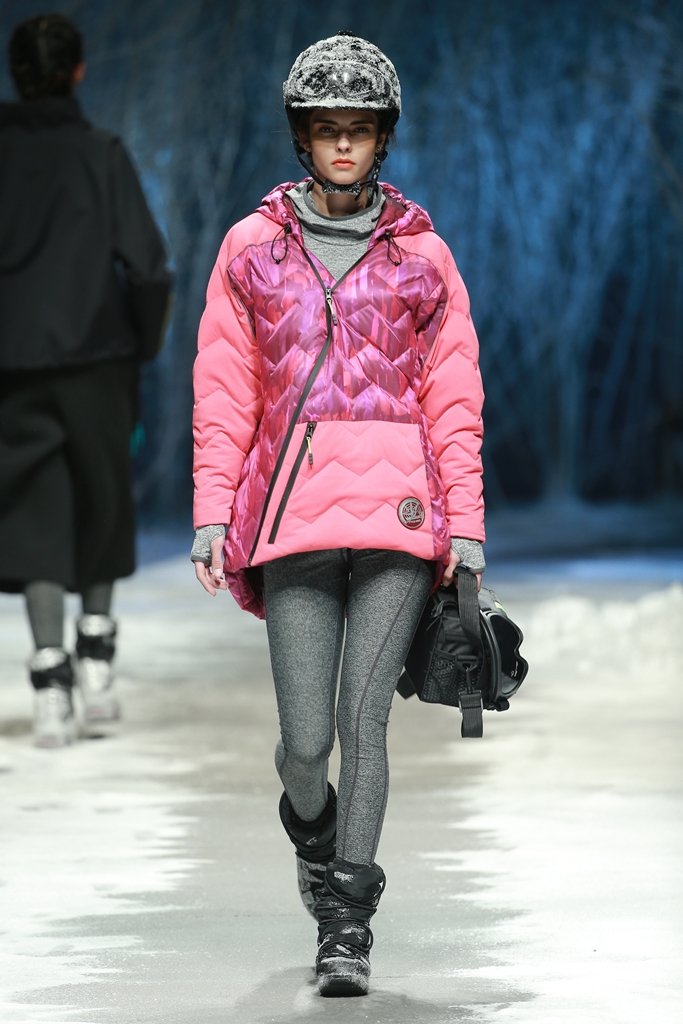 波司登 中国 香港 走秀(runway) 2016/17秋冬 女装