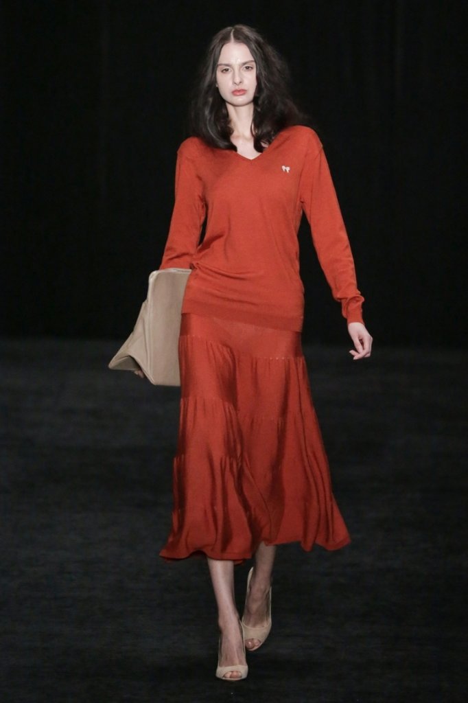 Alena Akhmadullina 2014/15秋冬高级成衣发布秀 - Moscow Fall 2014