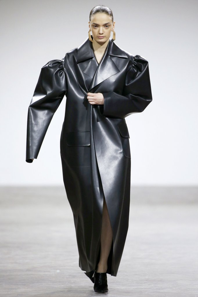 俄罗斯 莫斯科 走秀(runway) 2016/17秋冬 女装皮衣 leather coat