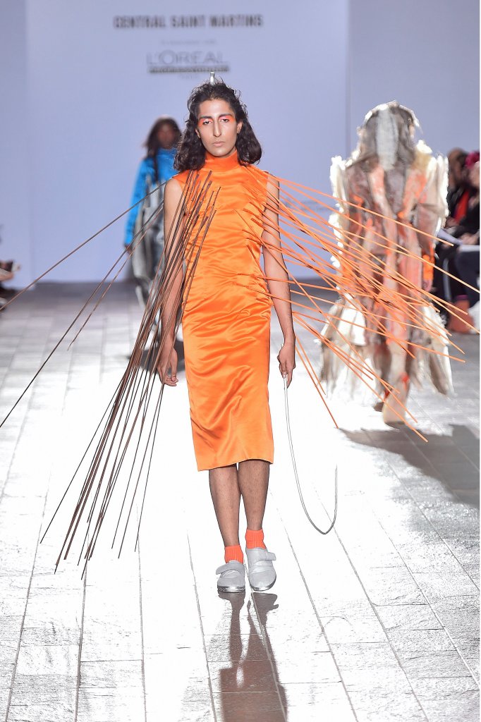 风格多样夸张主义