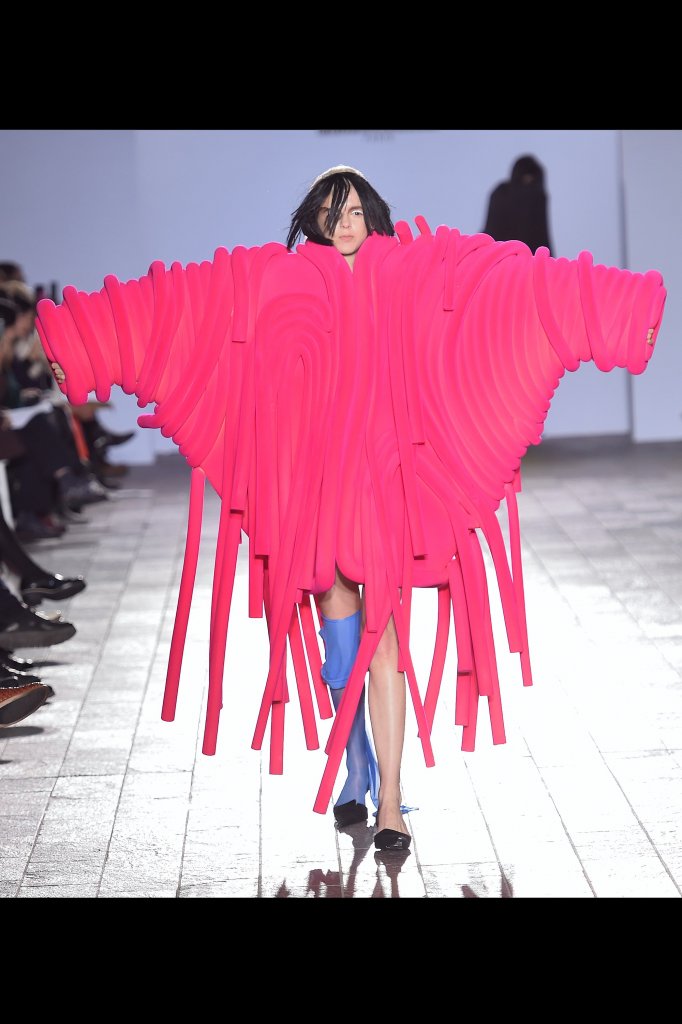 风格多样夸张主义