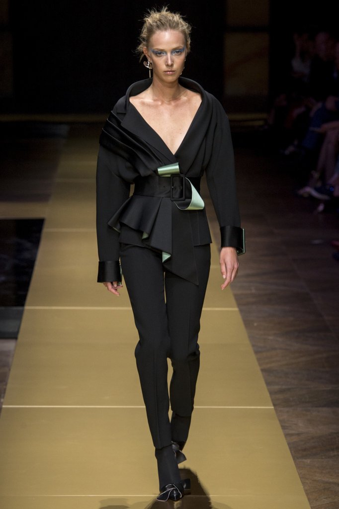 范思哲高定 Atelier Versace 2016/17秋冬高级定制发布秀 - Couture Fall 2016