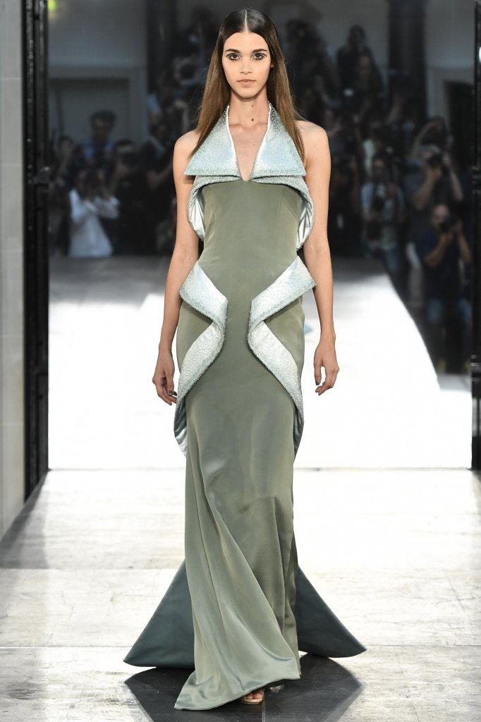 艾历克西斯·马毕 Alexis Mabille 2016/17秋冬高级定制发布秀 - Couture Fall 2016