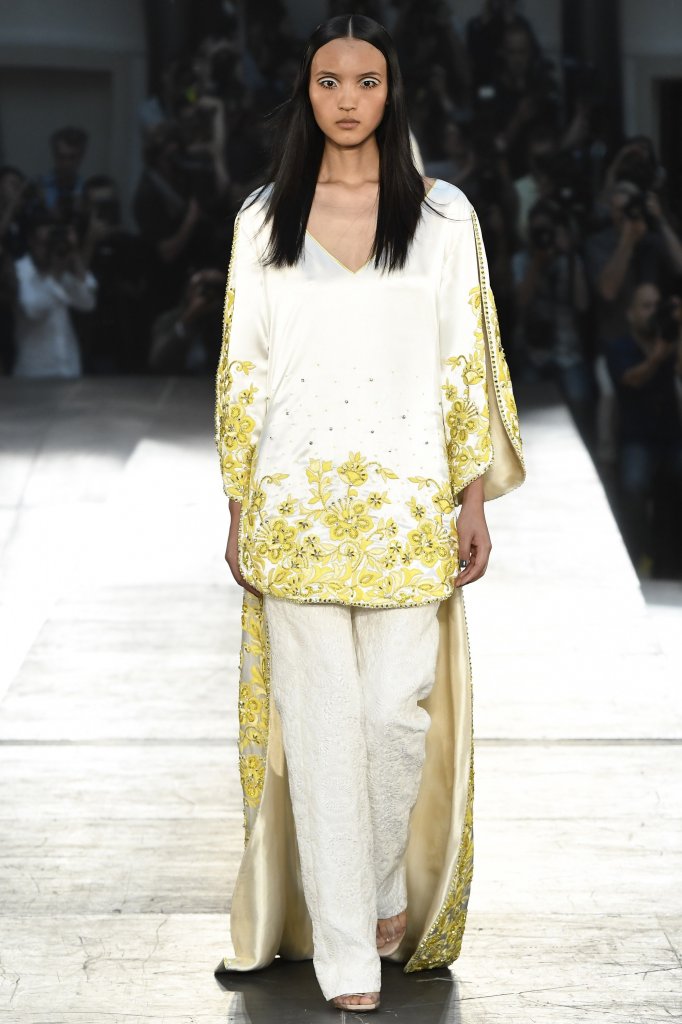 艾历克西斯·马毕 Alexis Mabille 2016/17秋冬高级定制发布秀 - Couture Fall 2016