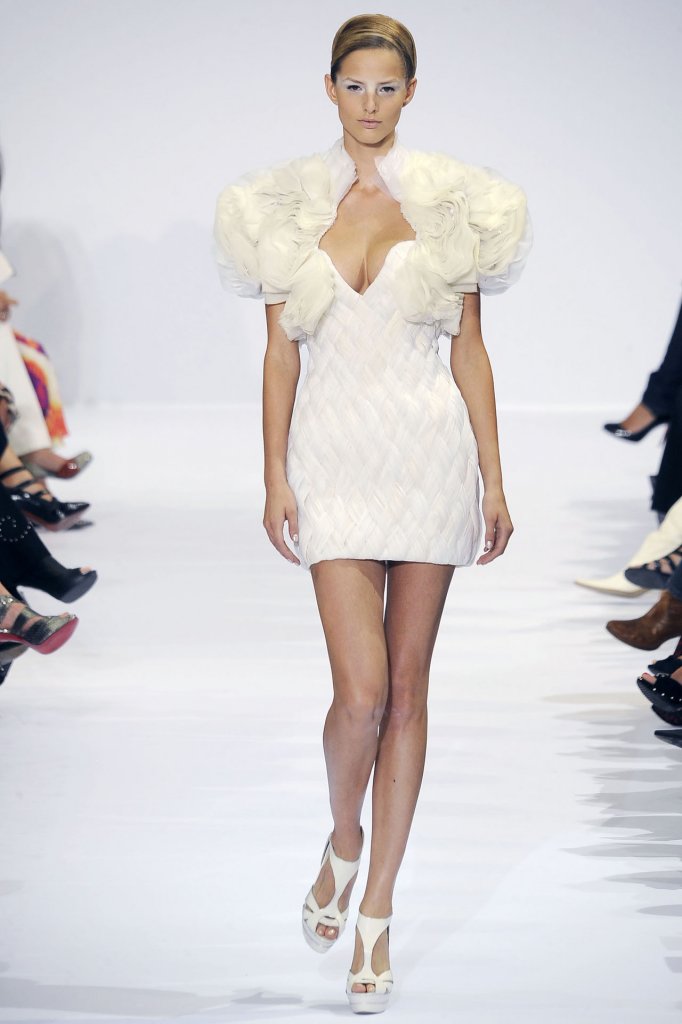 艾莉·萨博 Elie Saab 2009/10秋冬高级定制发布秀 - Couture Fall 2009