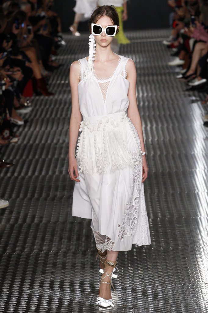 No. 21 2017春夏高级成衣发布秀 - Milan Spring 2017