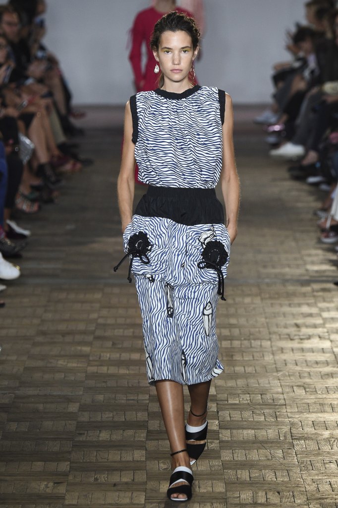 斯宝麦斯 Sportmax 2017春夏高级成衣发布秀 - Milan Spring 2017