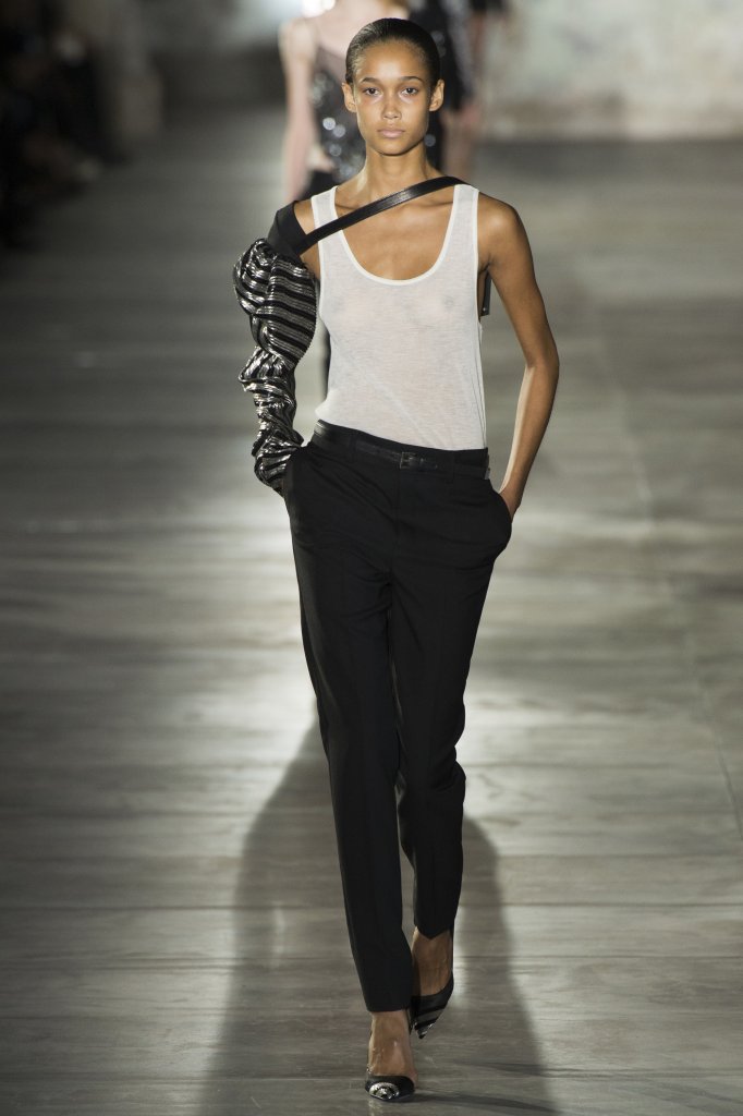 圣罗兰 yves saint laurent 2017春夏高级成衣发布秀 - paris spring