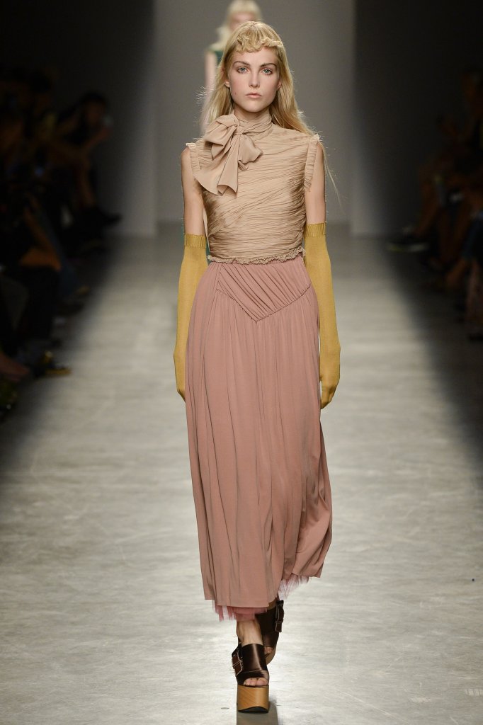 rochas 2017春夏高级成衣发布秀 - paris spring 2017 - 天天时装