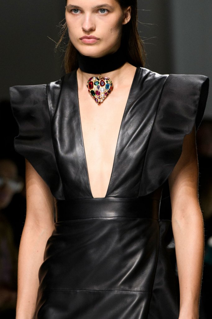 伊曼纽尔·温加罗 Emanuel Ungaro 2017春夏高级成衣发布秀(细节) - Paris Spring 2017