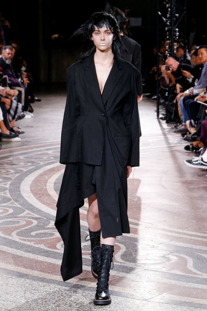 山本耀司 yohji yamamoto 2017春夏高级成衣发布秀