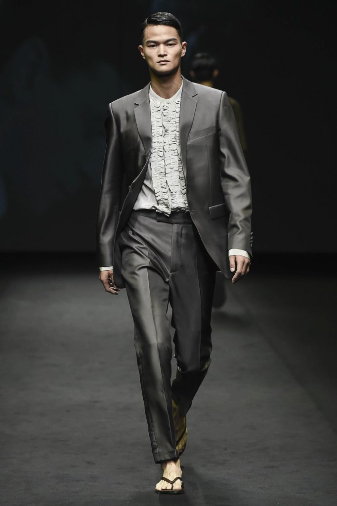 金瑞龙 韩国 首尔 走秀(runway 2017春夏 男装男士西装 men's suit